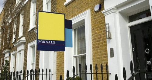 House price growth falls to five-year low: UK HPI