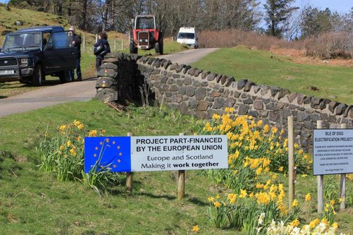 Remote Scottish island uses ultracaps, flywheels in hybrid microgrid to go (almost) 100% renewable