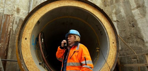 No Gaslighting: Poland Inks LNG Deal, Loosening Links to Russia
